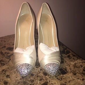 Giuseppe Zanotti Zadina Pumps